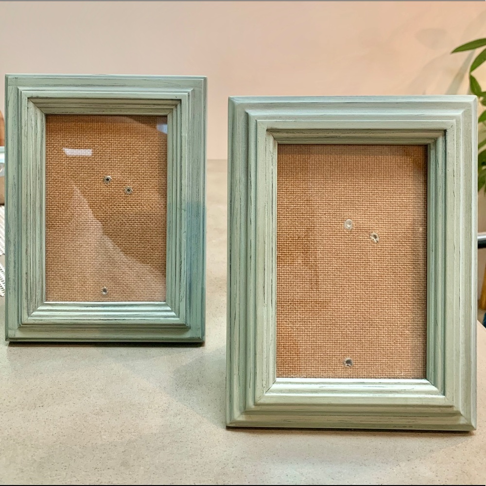 Chic 4x6 Picture Frames in Sage Green (2 included)